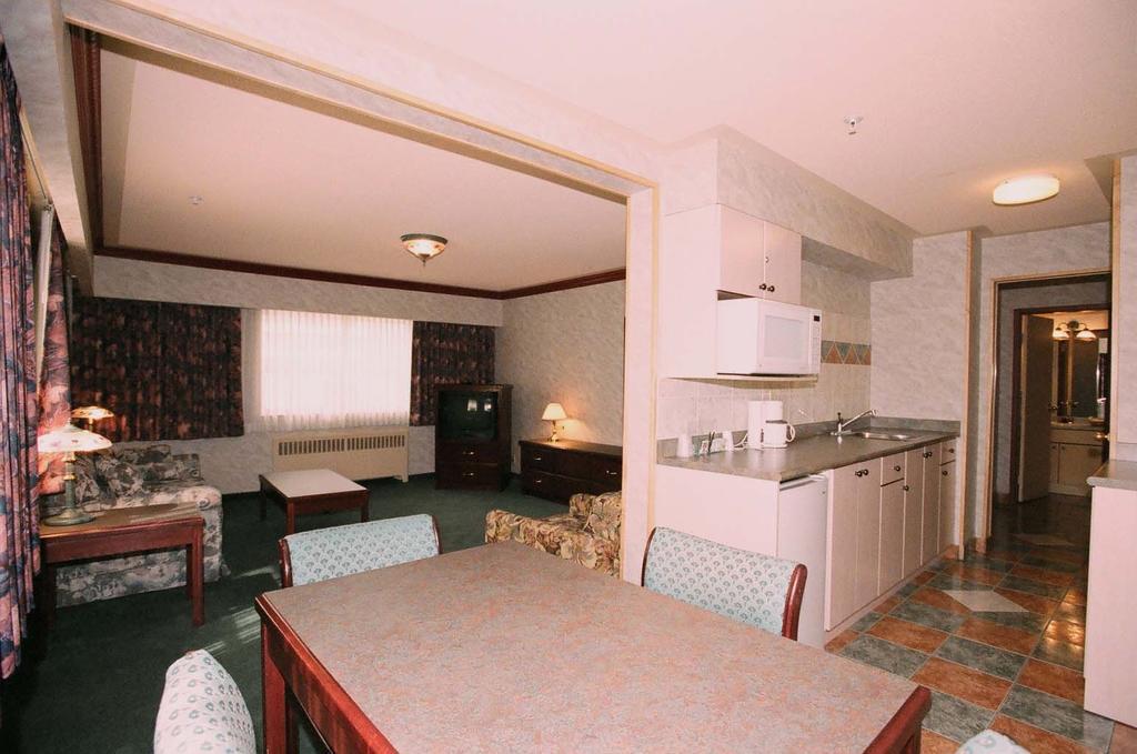 Robsonstrasse Hotel & Suites Ванкувер Екстер'єр фото